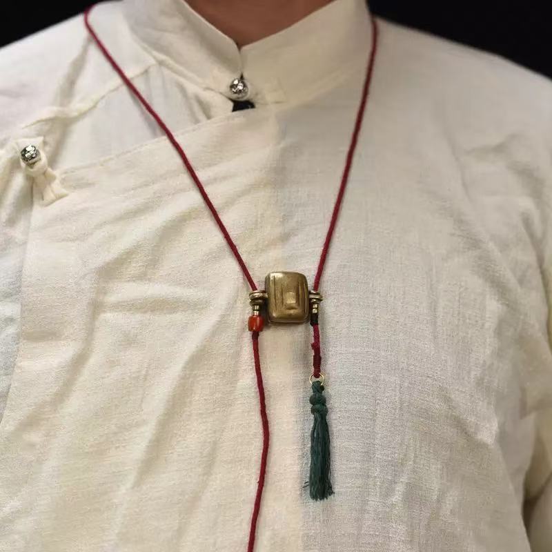 Tibetan handmade pure copper gawu box Tibetan ethnic style necklace
